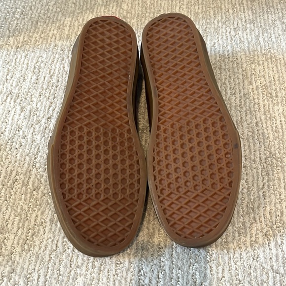 VANS SUEDE GUM SOLE MENS SIZE 10.5 ULTRACUSH SHOES - Picture 2 of 4